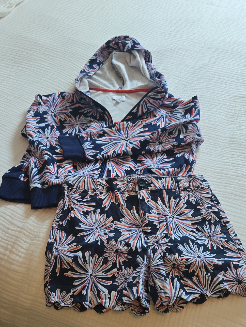 crown & ivy kids Lounge Set Jacket Anf Shorts Size Medium